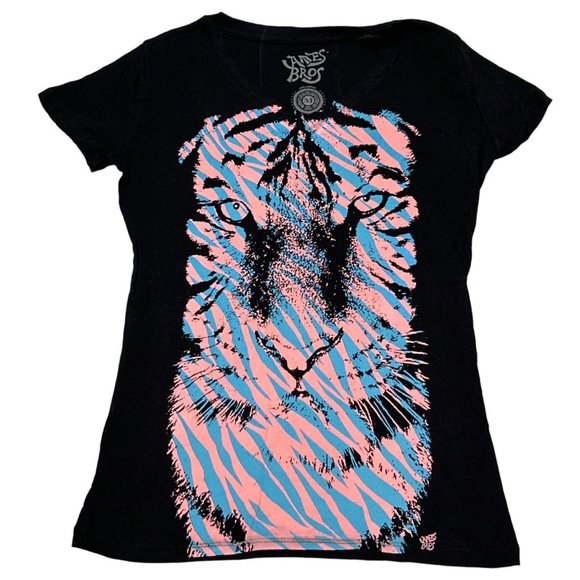 Ames Bros Shirt Kids Medium Black Pink Blue Tiger Crewneck Fitted Tee - Picture 1 of 7